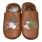 Preview: Lederpuschen Igel & Blume auf braun