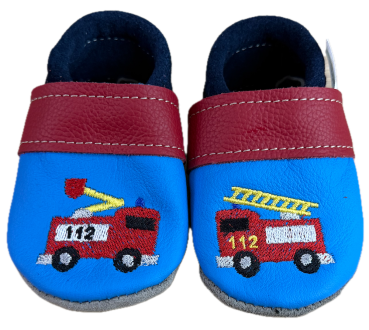 Lederschuhe Feuerwehr auf Himmelblau