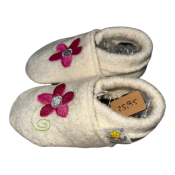 Wollwalkpuschen Blume in weiß