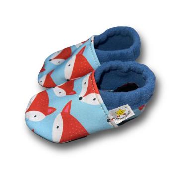 Vegane Krabbelpuschen Fuchs auf blau