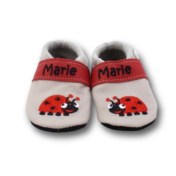 Lederpuschen Marienkäfer auf grau