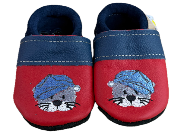 Krabbelschuhe Otter auf rot