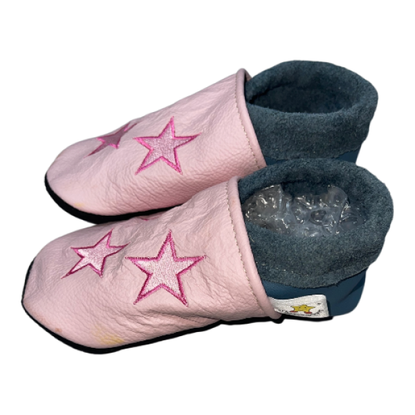 Lederpuschen Sterne auf rosa