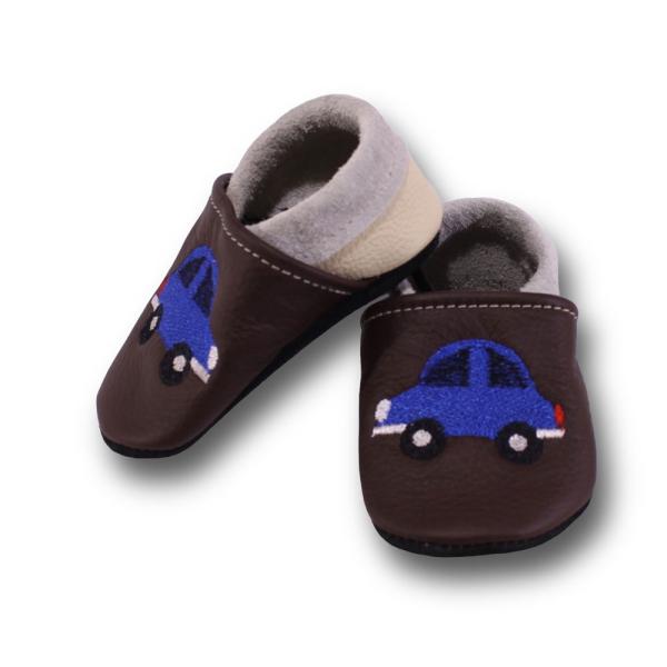 Krabbelschuhe kleines blaues Auto