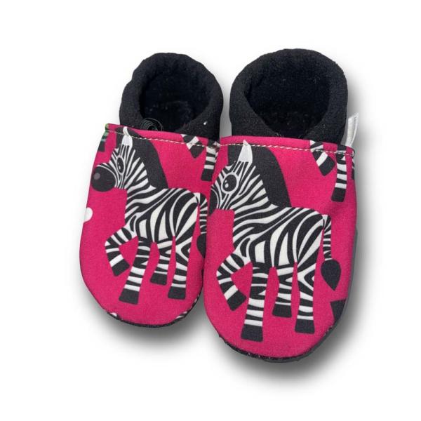 Vegane Krabbelpuschen Zebra auf pink